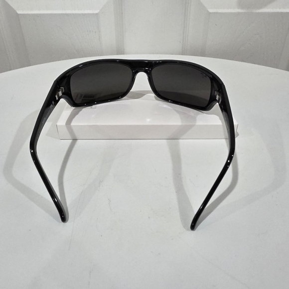 Maui Jim Peahi Neutral Grey Wrap Unisex Sunglasses